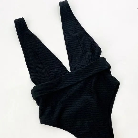 Wanita black ribbed low back one piece swimsuit